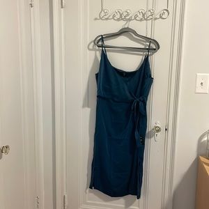 Lulu’s teal blue satin midi wrap dress. Size XL (NWT)